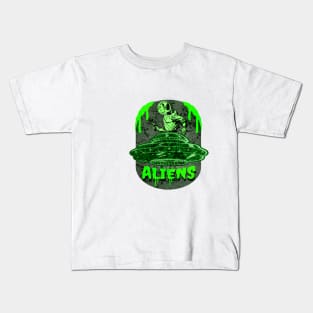 Aliens | Vintage Retro UFO | Old-school 1960 Cartoon Spaceman | Scary Green Slime Kids T-Shirt